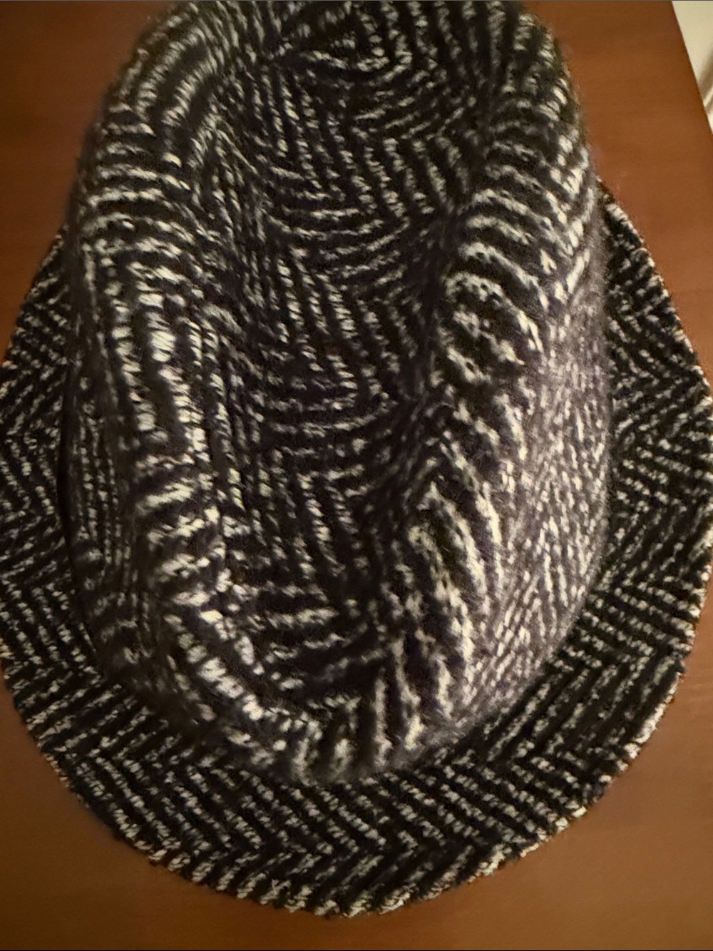 Dolce & Gabbana Black and White Tweed Fedora Hat - Picture 4 of 7